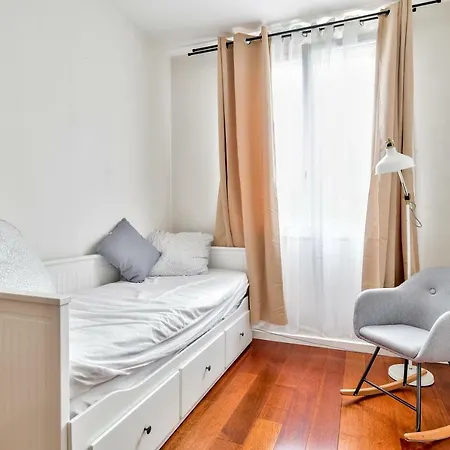 Cozy For 4 People Near Buttes Chaumont * Parigi