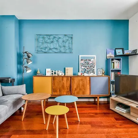 Cozy For 4 People Near Buttes Chaumont Apartment